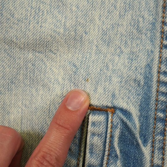 Levi's Denim Trucker Vest Mens XL Light Blue Sleeveless Type 3 Jean Jacket - Picture 6 of 13